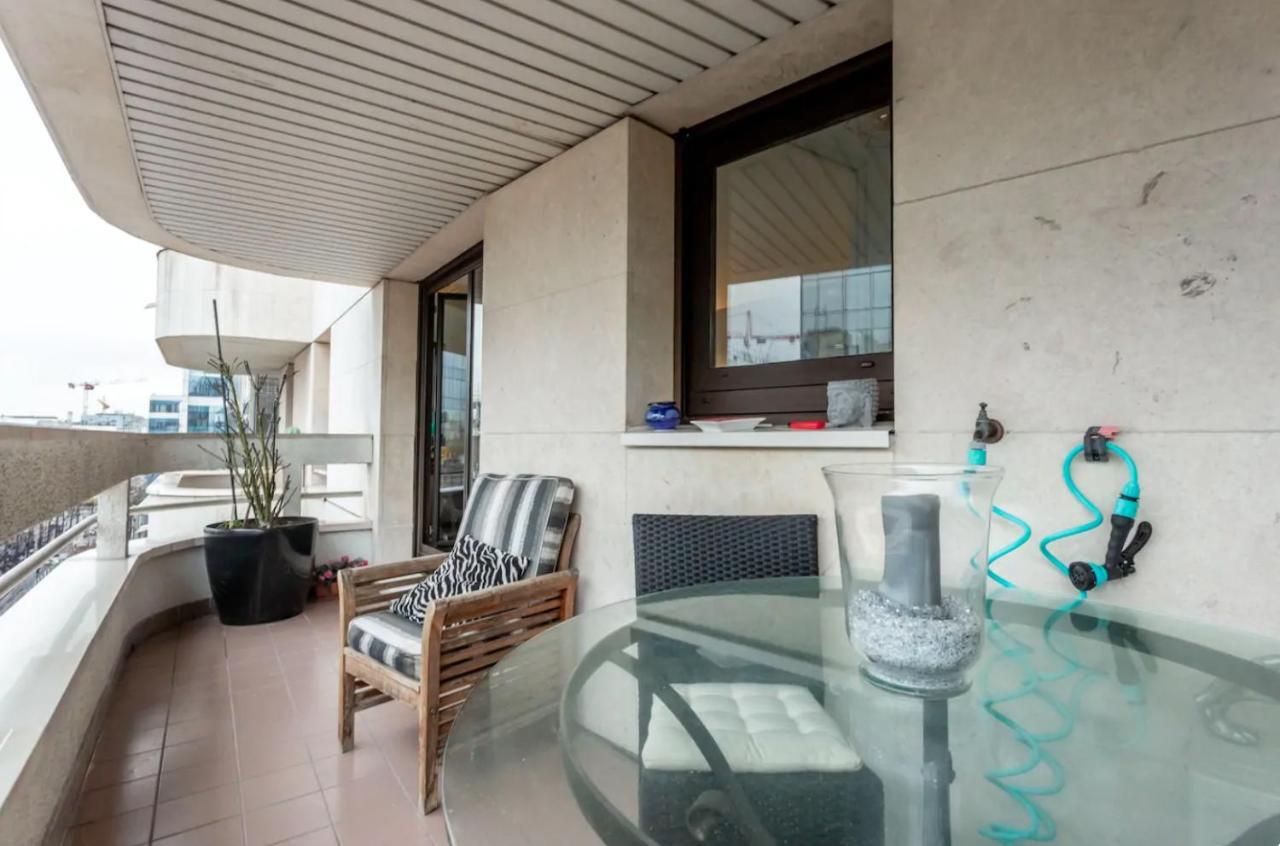 Beautiful Modern Fully Furnished Studio لوفالوا بيريه المظهر الخارجي الصورة